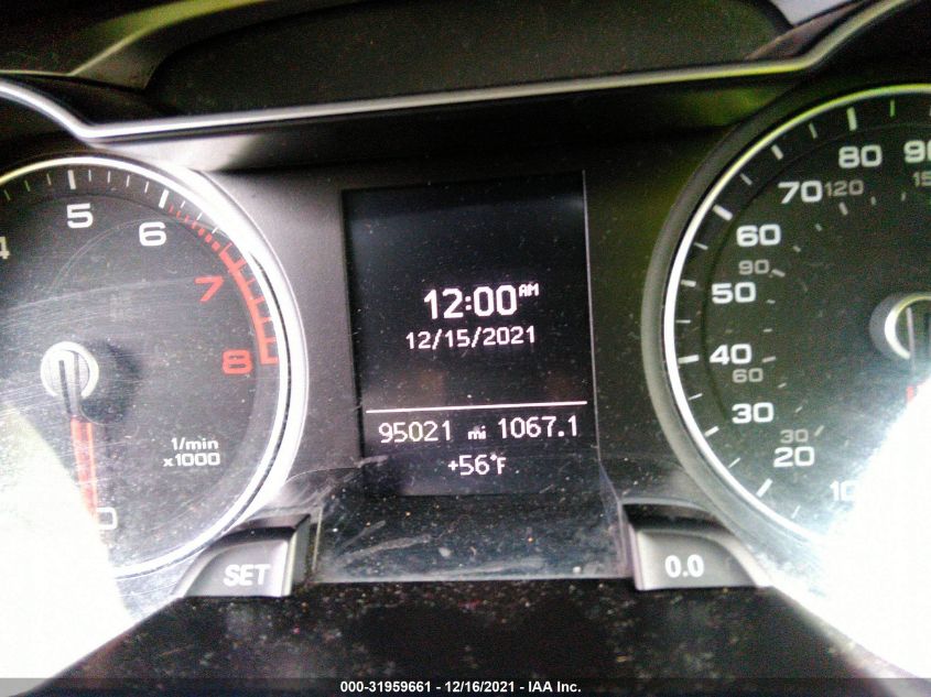 2015 AUDI A4 PREMIUM WAUBFAFL9FN023591