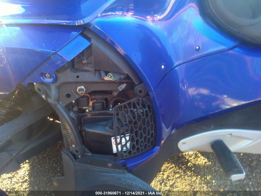 2012 CAN-AM SPYDER ROADSTER RT 2BXJBKC13CV001109