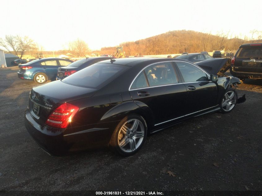 2013 MERCEDES-BENZ S-CLASS S 550 WDDNG9EB9DA506819