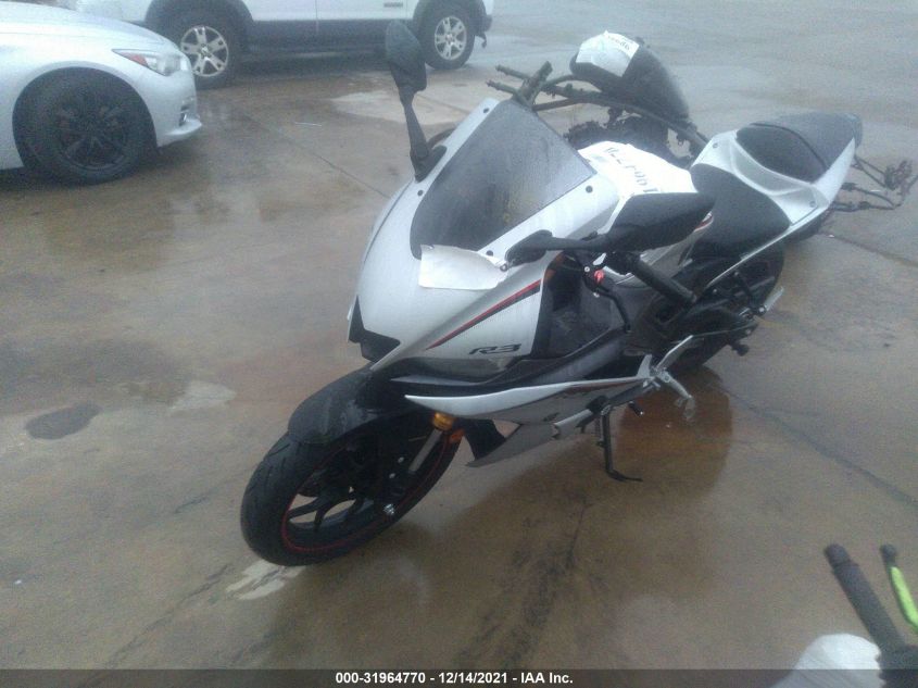 2020 YAMAHA YZFR3 A MH3RH18Y5LK003955