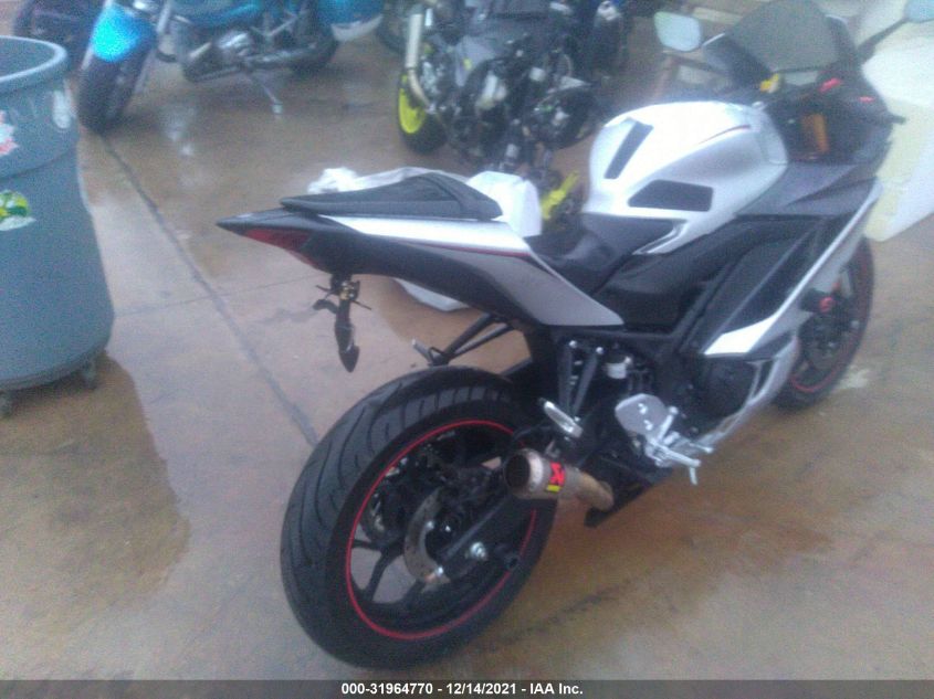 2020 YAMAHA YZFR3 A MH3RH18Y5LK003955