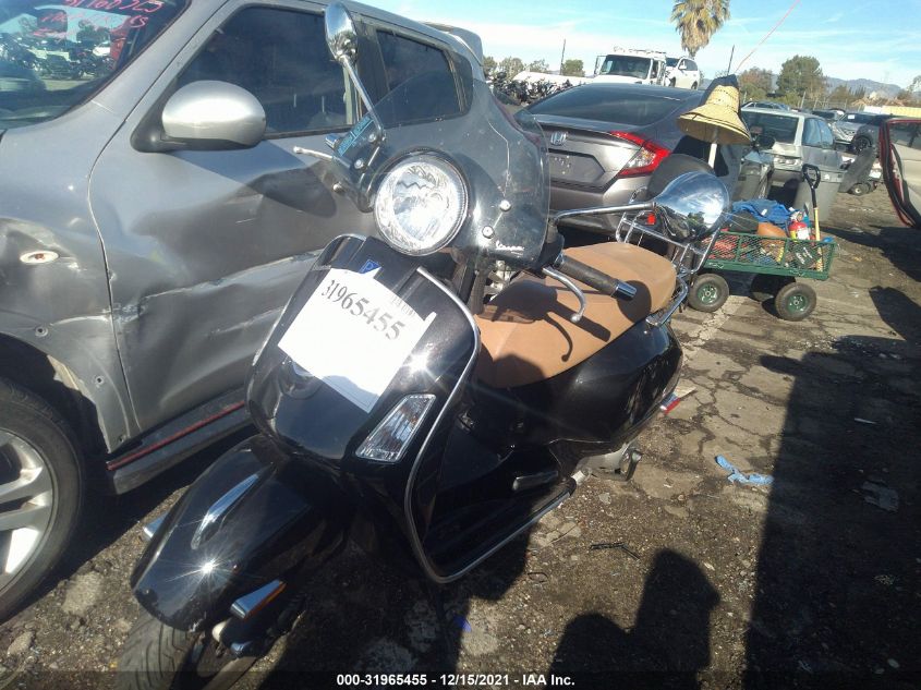 2018 VESPA GTS 300 SUPER ZAPMA39L2J5100102