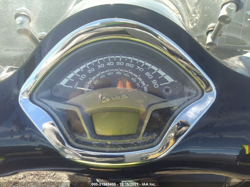2018 VESPA GTS 300 SUPER ZAPMA39L2J5100102