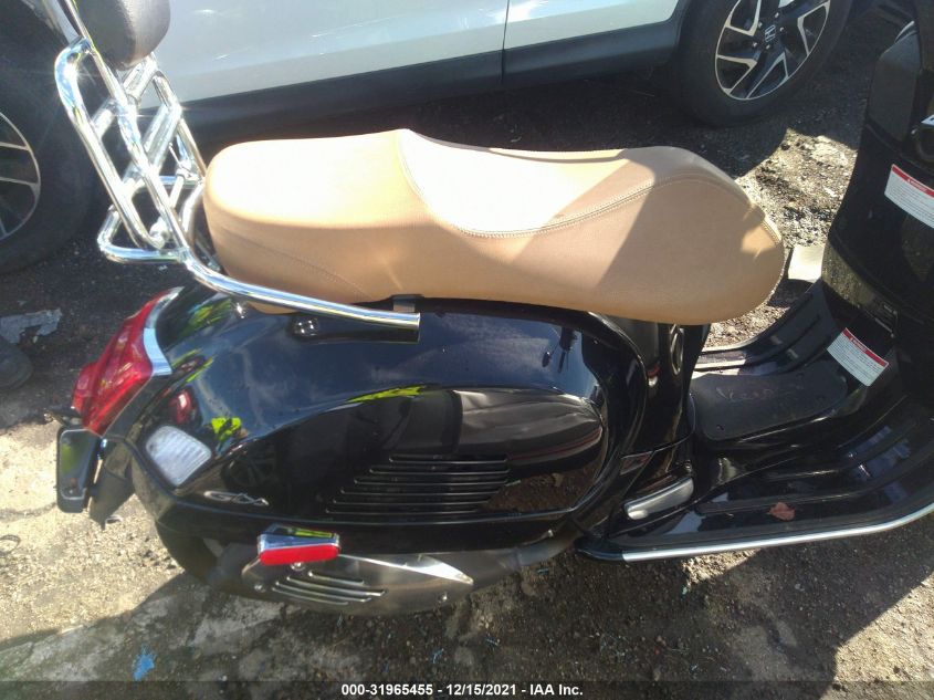 2018 VESPA GTS 300 SUPER ZAPMA39L2J5100102