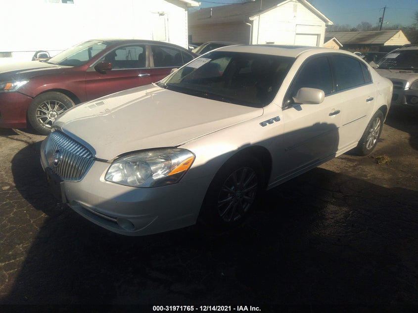 Buick Lucerne 2010