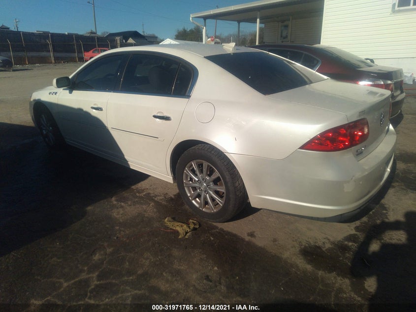 Buick Lucerne 2010