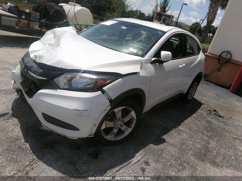 VIN 3CZRU6H38JM726422 2018 HONDA HR-V LX