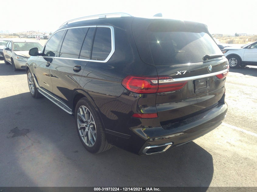 BMW X7 2021