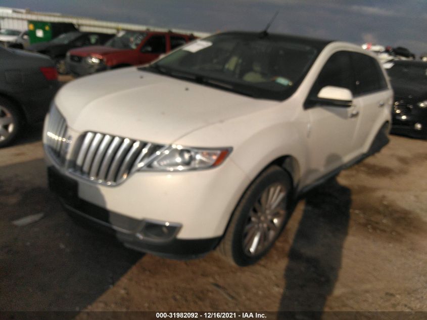 2013 LINCOLN MKX 2LMDJ6JK2DBL30261