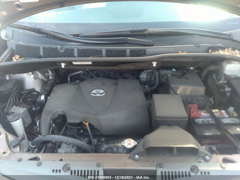 2019 TOYOTA SIENNA XLE 5TDDZ3DCXKS219786