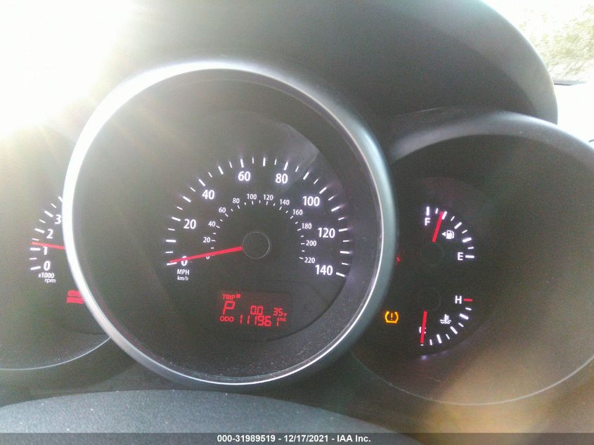 2013 KIA SOUL + KNDJT2A62D7754153