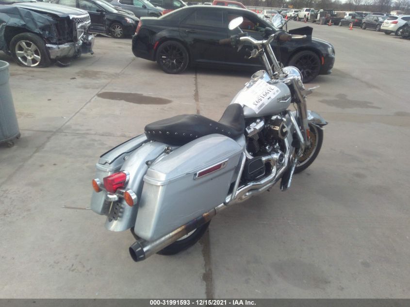 2019 HARLEY-DAVIDSON FLHR 1HD1FBC12KB655561