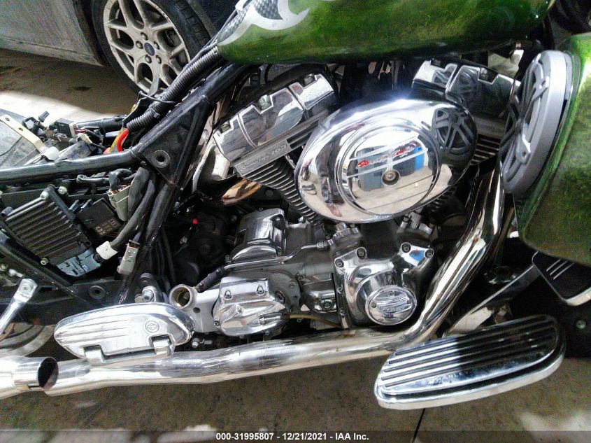 2005 HARLEY-DAVIDSON FLHTCSE2 1HD1PKE1X5Y954257