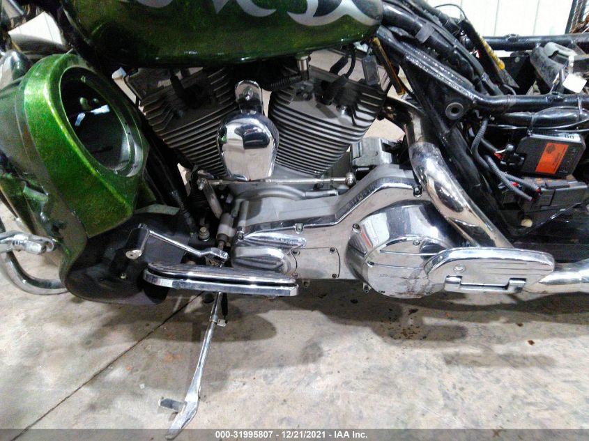 2005 HARLEY-DAVIDSON FLHTCSE2 1HD1PKE1X5Y954257