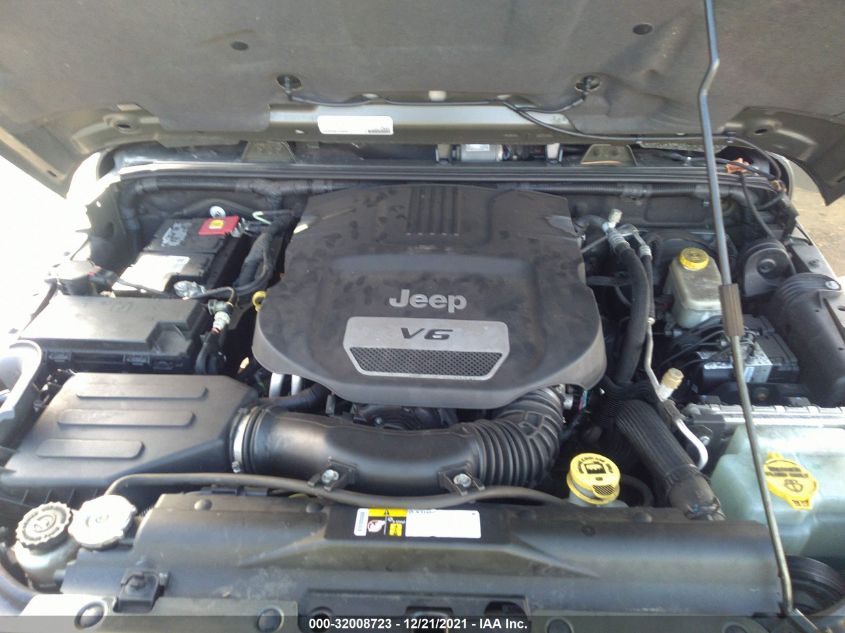 2015 JEEP WRANGLER UNLIMITED SAHARA 1C4BJWEG2FL693899