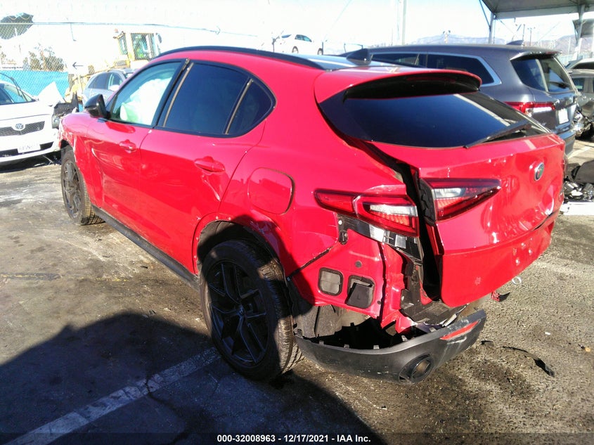 Alfa romeo Stelvio 2019