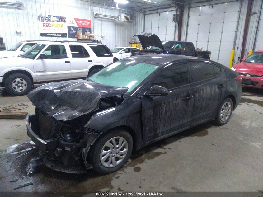 VIN 5NPD74LF2LH498519 2020 HYUNDAI ELANTRA SE