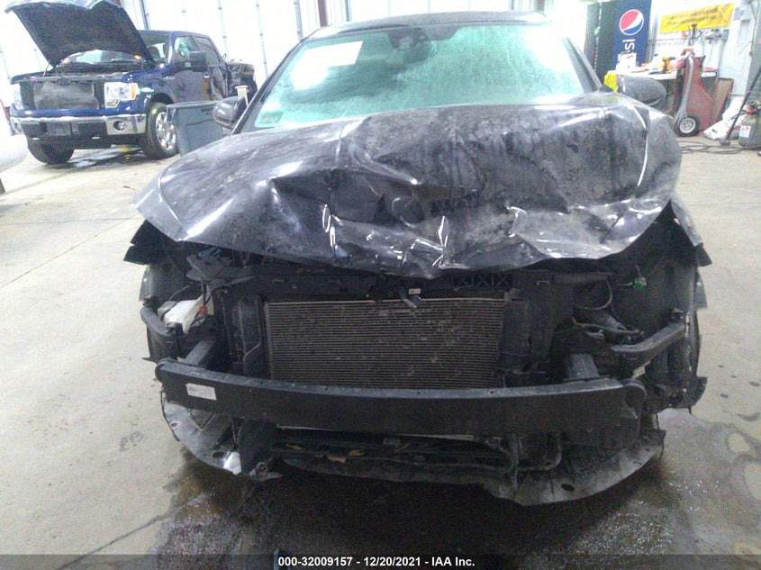 VIN 5NPD74LF2LH498519 2020 HYUNDAI ELANTRA SE