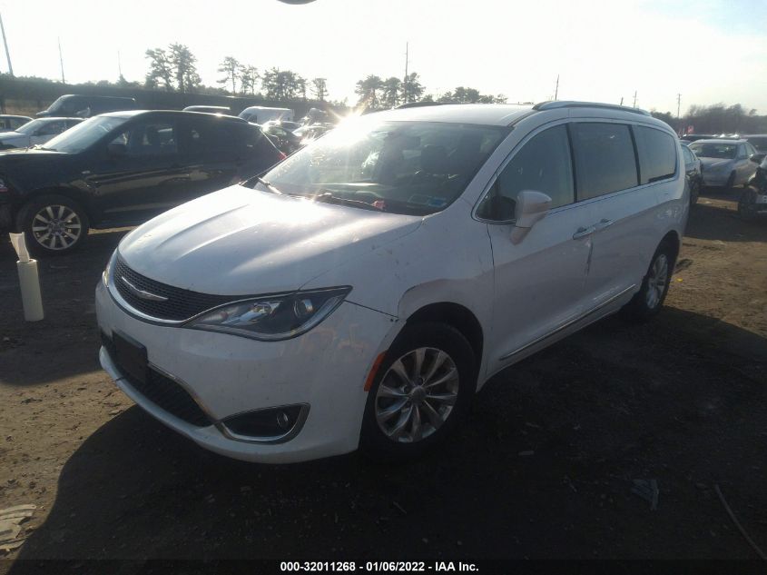 2018 CHRYSLER PACIFICA TOURING L 2C4RC1BG0JR126350