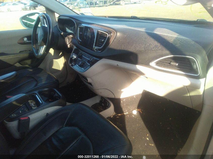 2018 CHRYSLER PACIFICA TOURING L 2C4RC1BG0JR126350