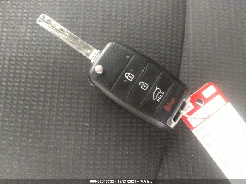 2014 KIA SORENTO LX 5XYKTCA69EG549072