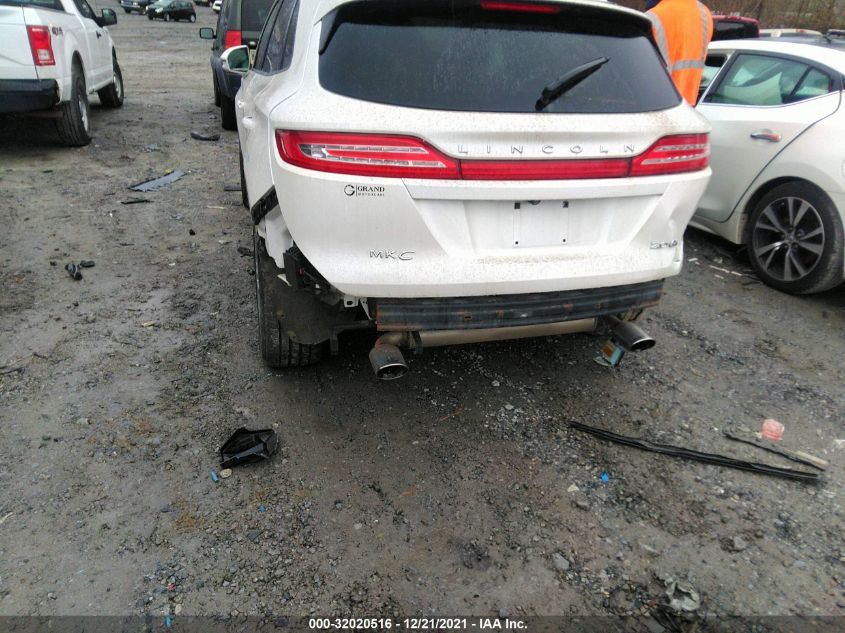 2015 LINCOLN MKC 5LMCJ2A92FUJ13204