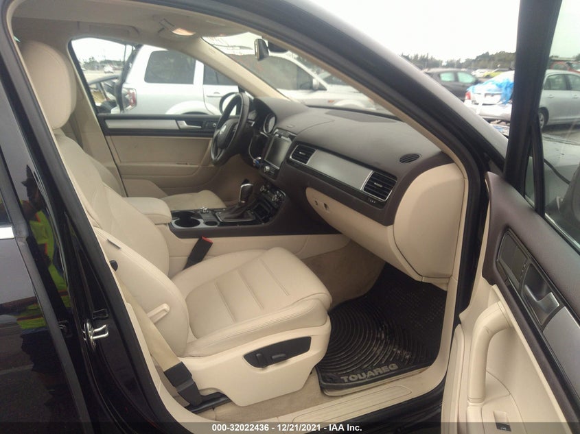 Volkswagen Touareg 2013