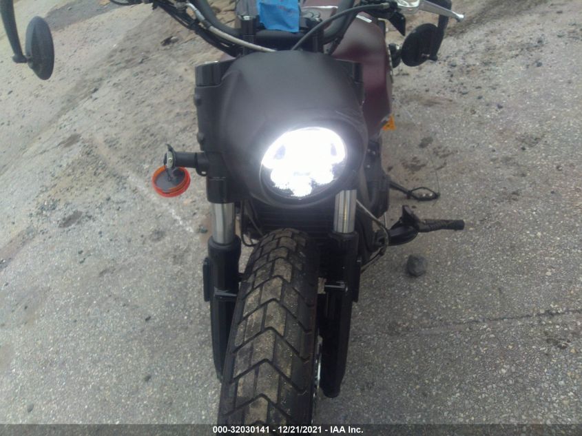 2021 INDIAN MOTORCYCLE CO. SCOUT BOBBER ABS 56KMTA004M3170696
