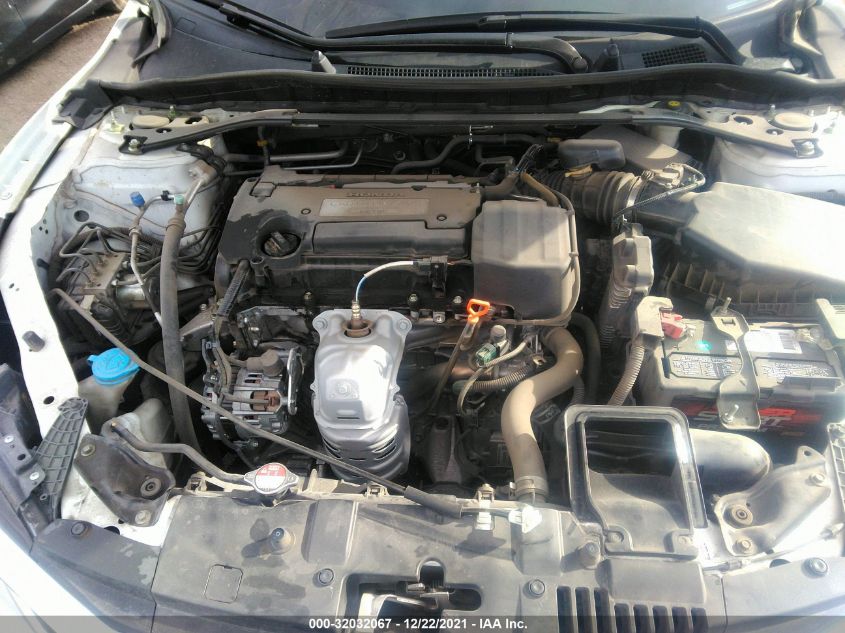 2016 HONDA ACCORD SEDAN EX-L 1HGCR2F82GA002656