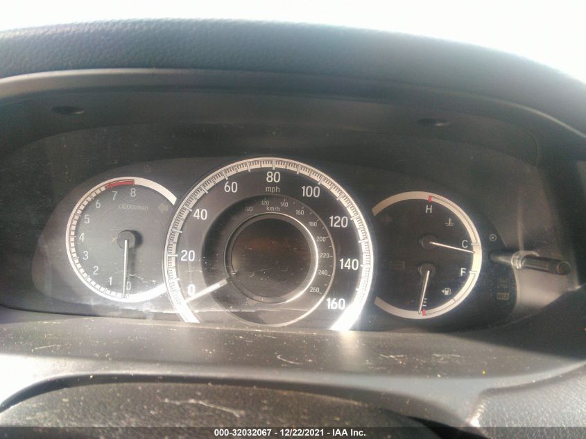 2016 HONDA ACCORD SEDAN EX-L 1HGCR2F82GA002656