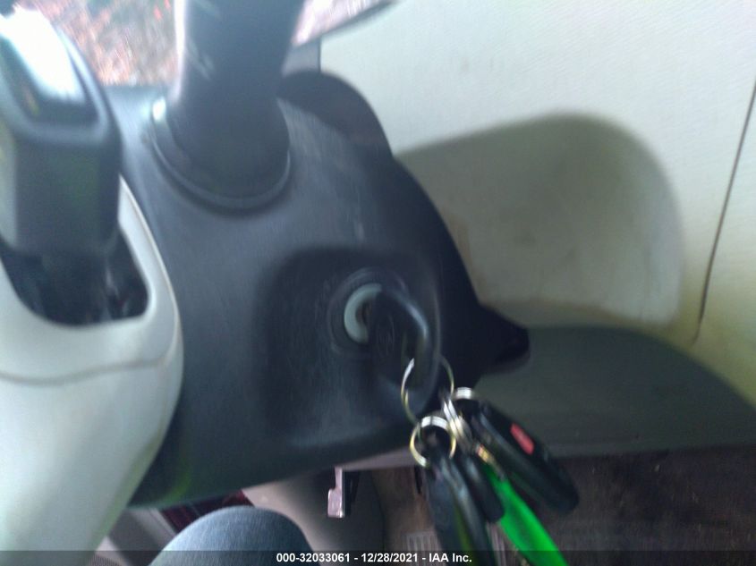 2014 TOYOTA SIENNA LE 5TDKK3DC5ES439790