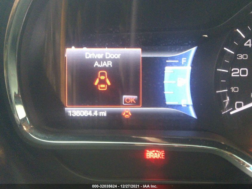 2016 LINCOLN MKT 2LMHJ5NK2GBL02017