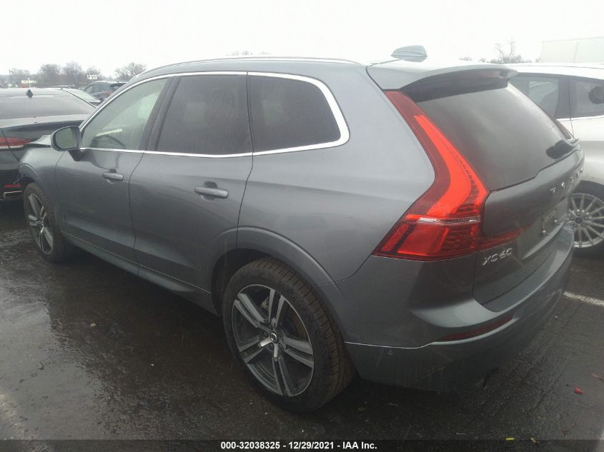 2018 VOLVO XC60 MOMENTUM LYV102RK1JB106255