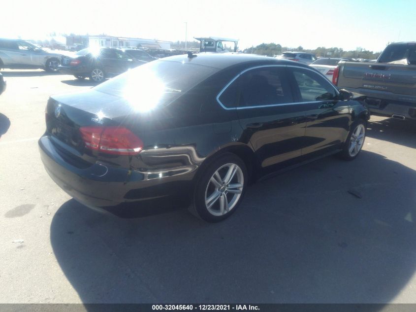 2014 VOLKSWAGEN PASSAT TDI SE W/SUNROOF 1VWBN7A34EC015227