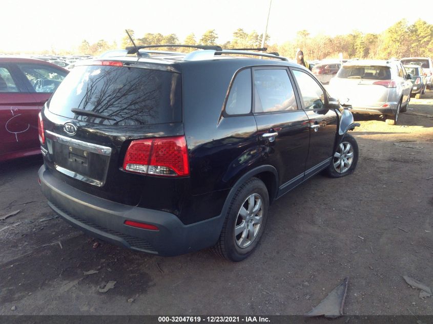 2013 KIA SORENTO LX 5XYKT4A24DG383271