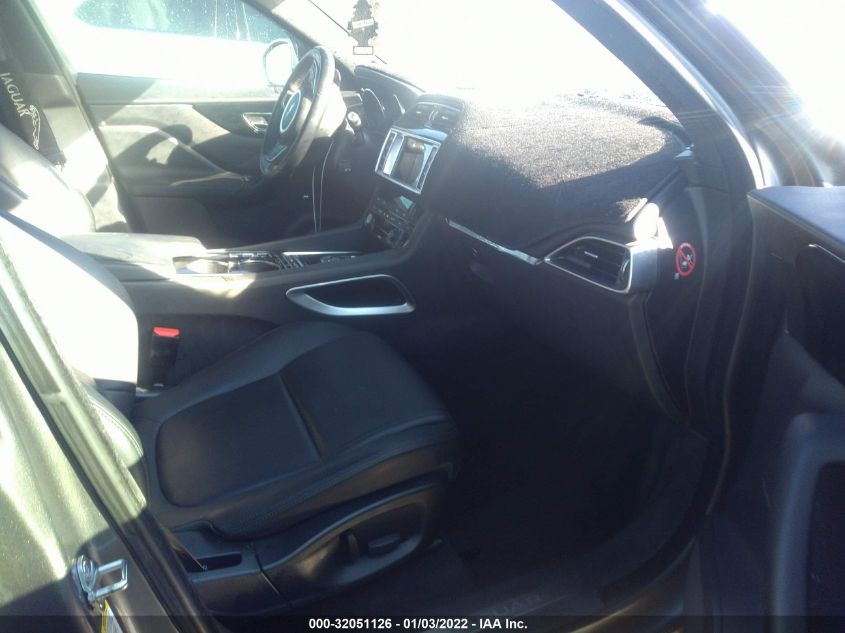 2017 JAGUAR F-PACE 20D PREMIUM SADCJ2BN3HA096828