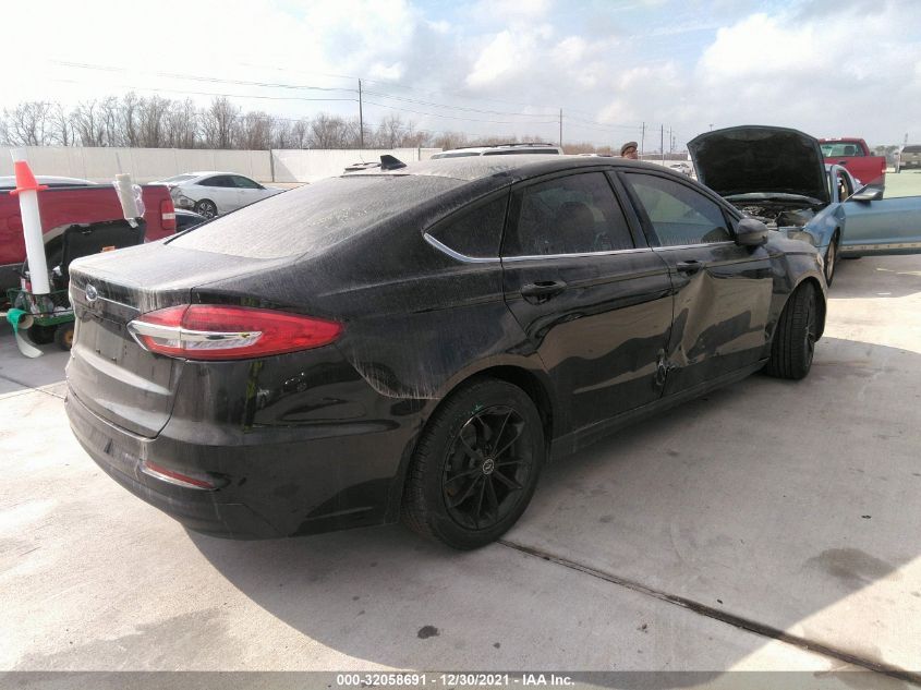 2020 FORD FUSION S 3FA6P0G77LR200957