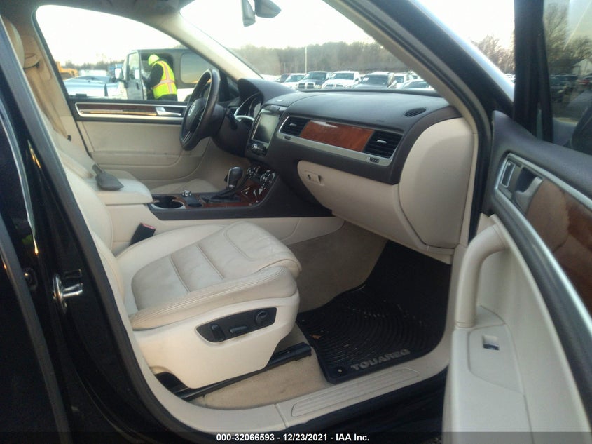Volkswagen Touareg 2012
