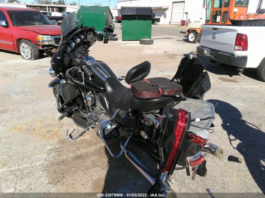 2016 HARLEY-DAVIDSON FLHTKL ULTRA LIMITED LOW 1HD1KKL17GB669068