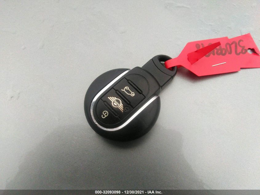 2015 MINI COOPER HARDTOP WMWXM5C54FT940913