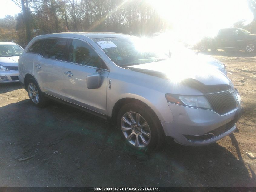 2013 LINCOLN MKT 2LMHJ5FK8DBL57825