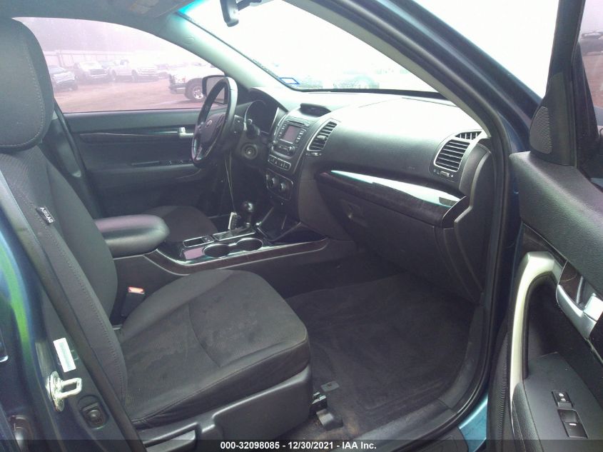 2015 KIA SORENTO LX 5XYKT4A65FG589513