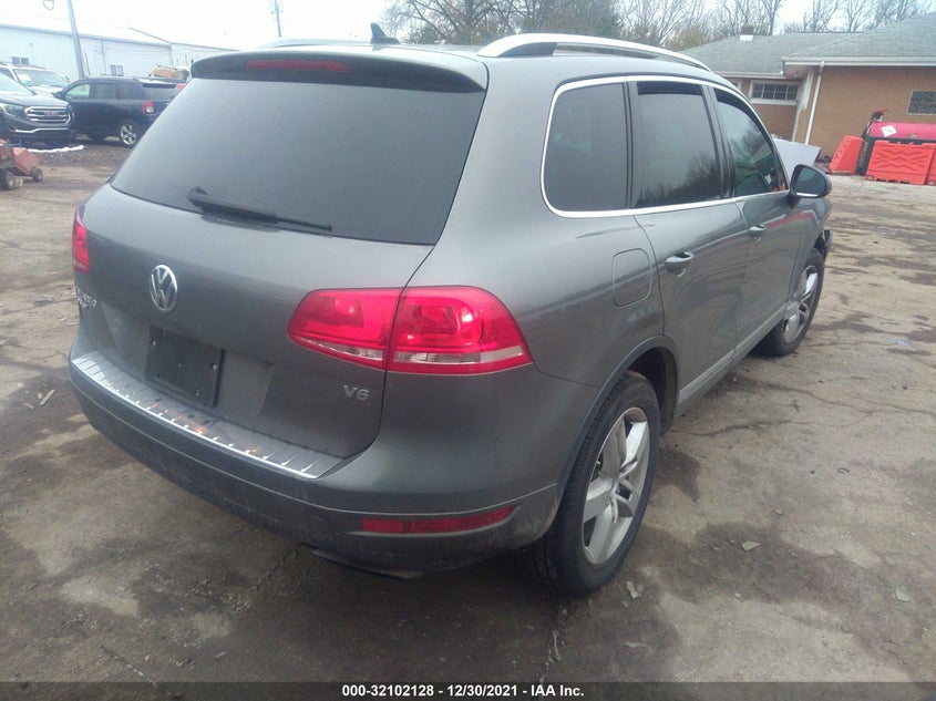 Volkswagen Touareg 2013