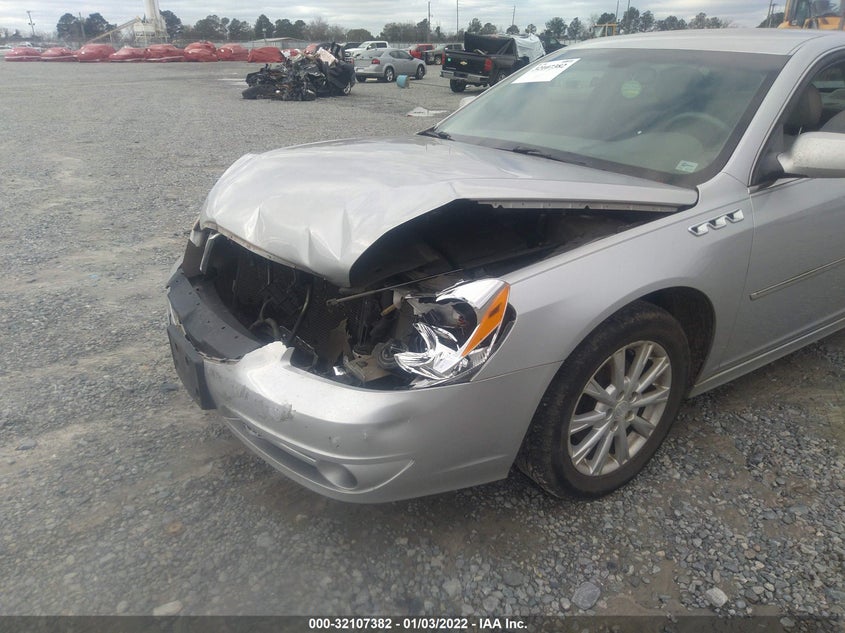 Buick Lucerne 2011