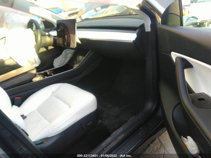 2020 TESLA MODEL Y LONG RANGE/PERFORMANCE 5YJYGDEF3LF013320