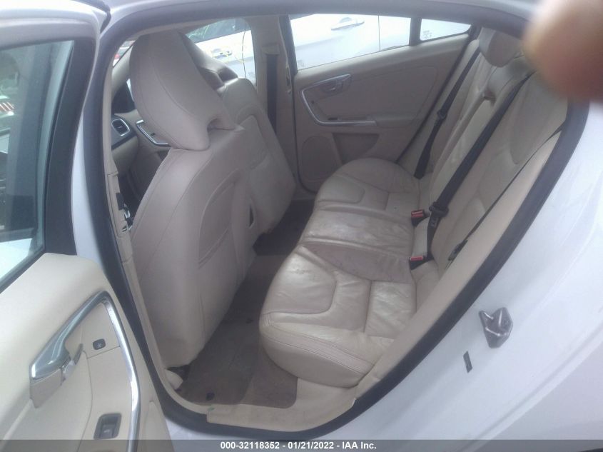 2014 VOLVO S60 T5 YV1612FSXE2271293