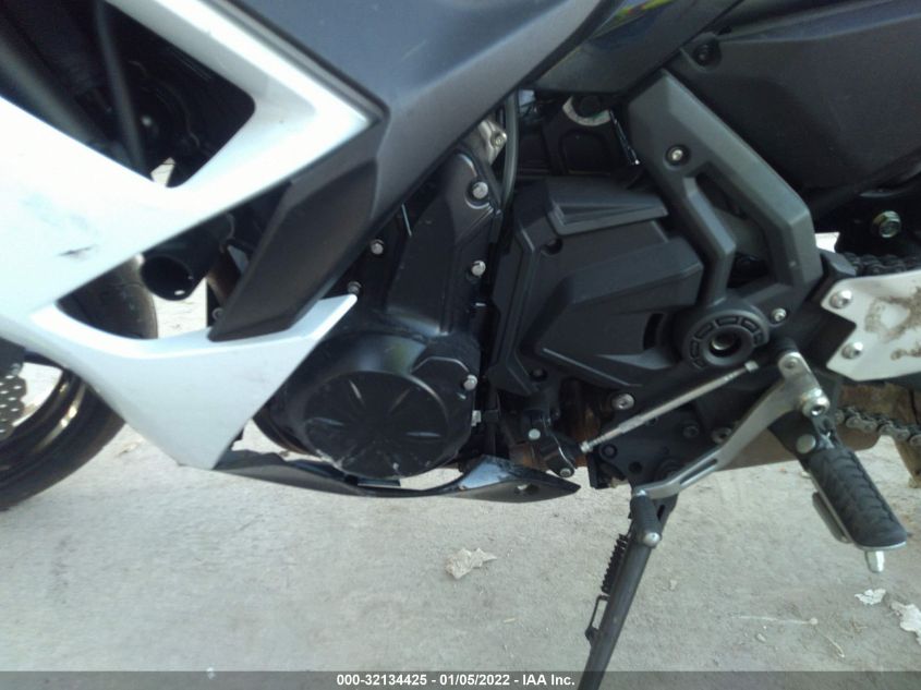 2020 KAWASAKI EX650 M ML5EXEM18LDA19164