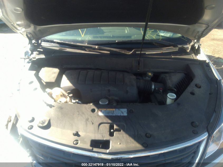 2017 CHEVROLET TRAVERSE LS 1GNKRFED7HJ152447