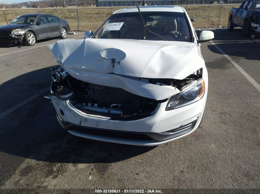 2014 VOLVO S60 T5 YV1612FS8E2289422