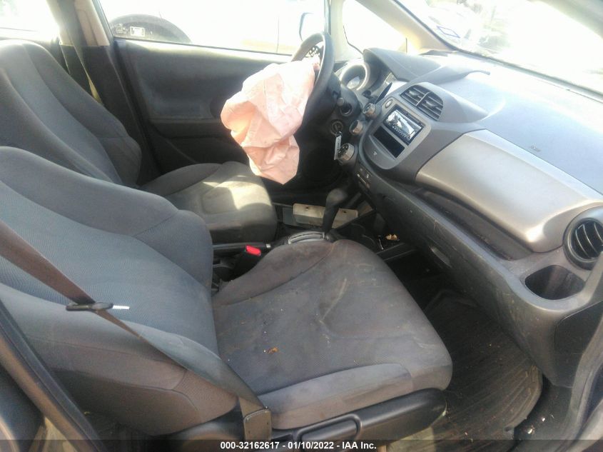 2013 HONDA FIT JHMGE8H37DC081921